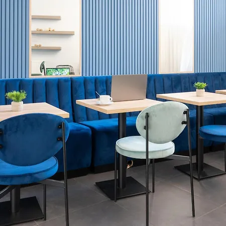 Nemea Elypseo Port Aparthotel