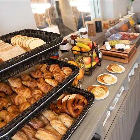 Nemea Elypseo Port Aparthotel