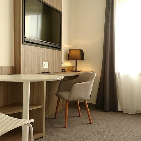 Aparthotel Nemea Elypseo Port 3*