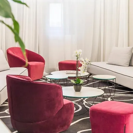 Néméa Appart-hôtel Elypséo 3*