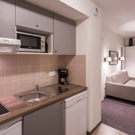 Hotel apartamentowy Nemea Elypseo Port Strasburg