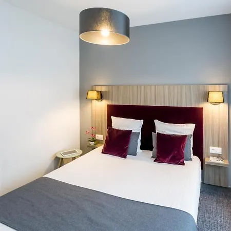 Nemea Elypseo Port Aparthotel 3*