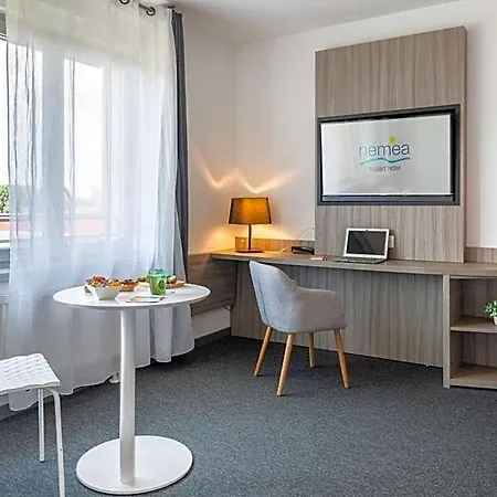 Nemea Elypseo Port Апарт-отель 3*