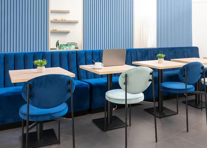 Nemea Elypseo Port 公寓式酒店