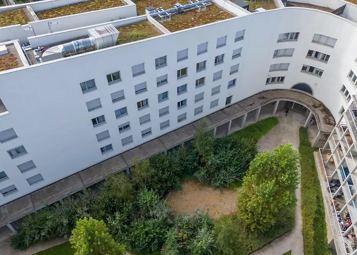 Nemea Elypseo Port Aparthotel 3*