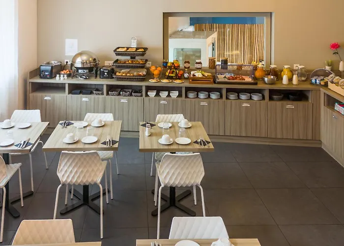 Aparthotel Nemea Elypseo Port