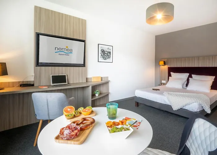 Nemea Elypseo Port 3*