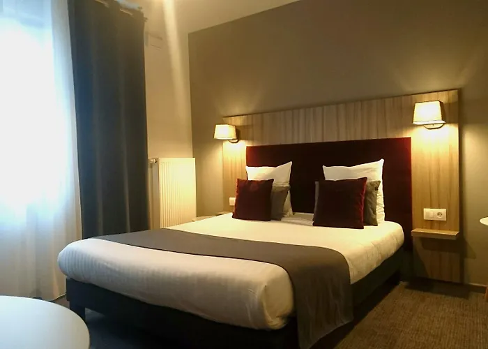 Nemea Elypseo Port Aparthotel