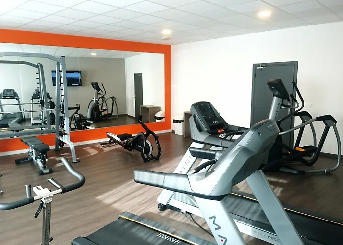 Nemea Elypseo Port 3*