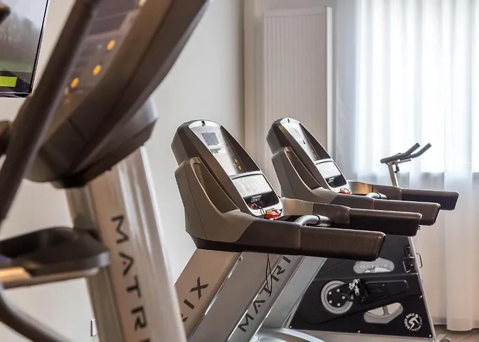 Nemea Elypseo Port Aparthotel 3*