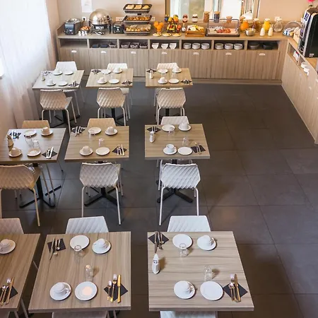 Nemea Elypseo Port Lägenhetshotell Strasbourg