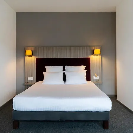 Nemea Elypseo Port Lägenhetshotell Strasbourg