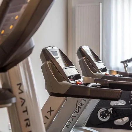 Nemea Elypseo Port Lägenhetshotell 3*