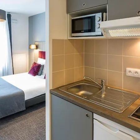 Lägenhetshotell Nemea Elypseo Port 3*